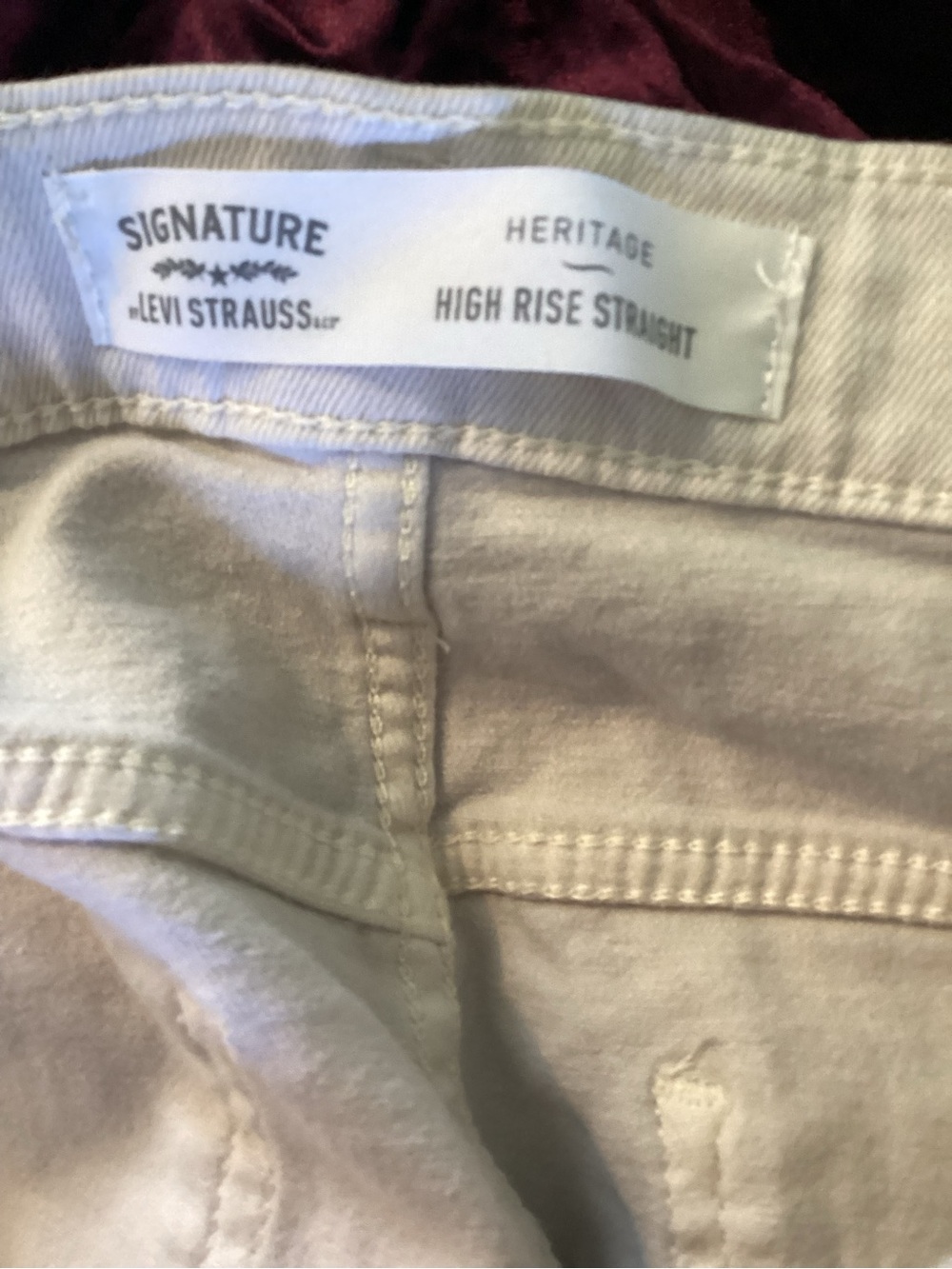 Levi's Signature womens High Rise Straight in Light Beige 18/34 EUC - Picture 3 of 4